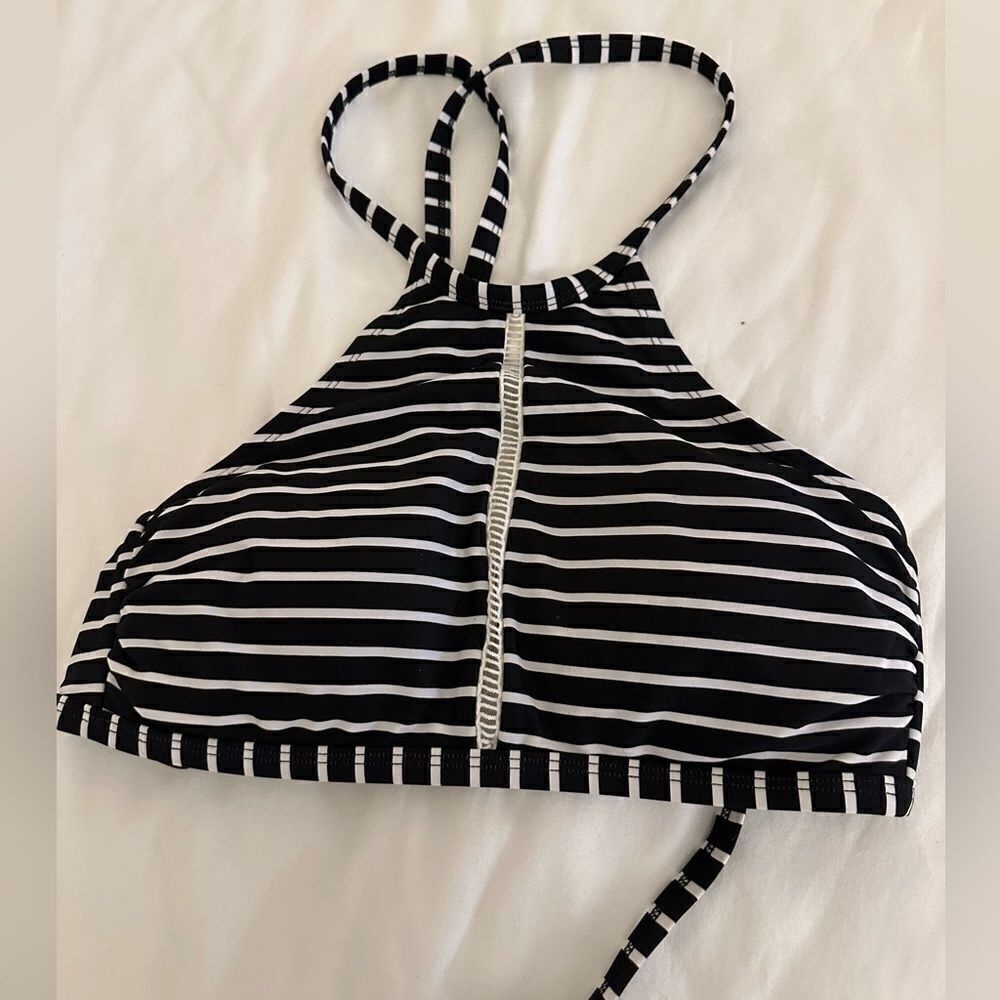 Xhilaration High-neck Bikini Top with criss-cross tie back Black and White